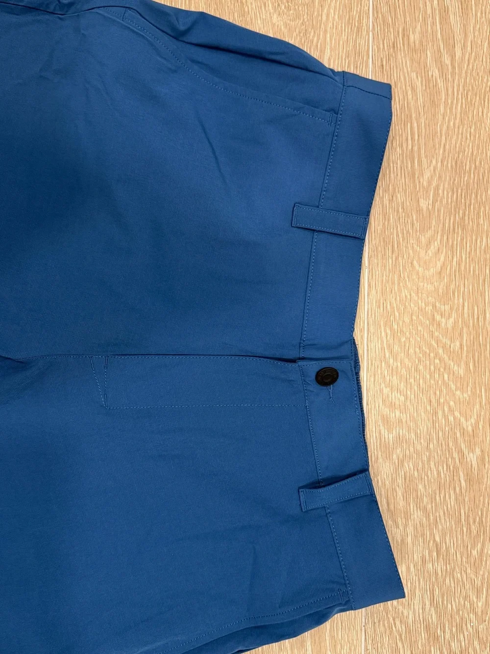 Banana Republic Men's Midnight Blue Flat-Front Shorts